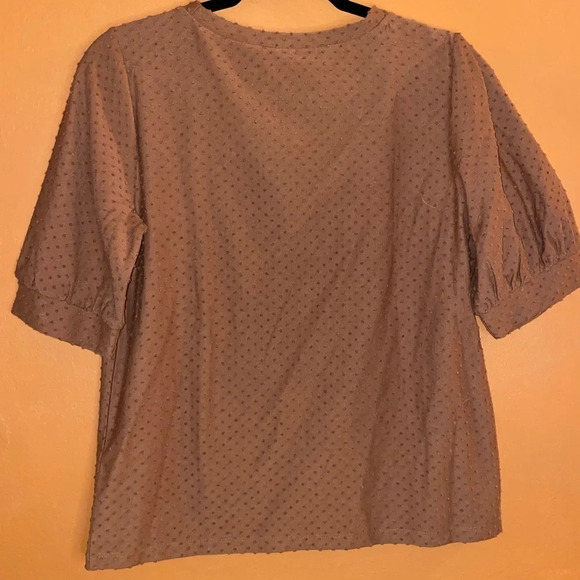 NWOT LOFT Outlet Clip Dot Puff Sleeve Top - Picture 4 of 4